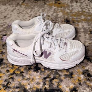 New Balance White and Lavender Athletic Shoes